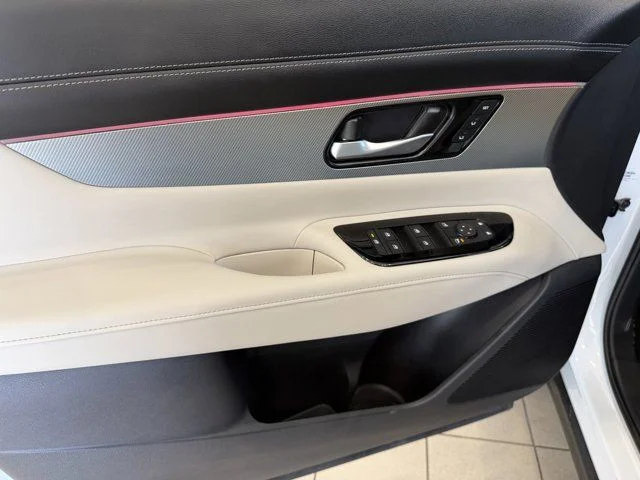 Used 2026 White Nissan SL image 29