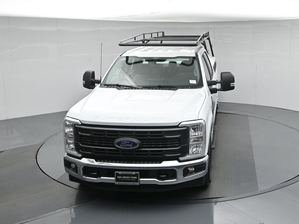 2026 Ford F-350 Super Duty XL - Photo 42