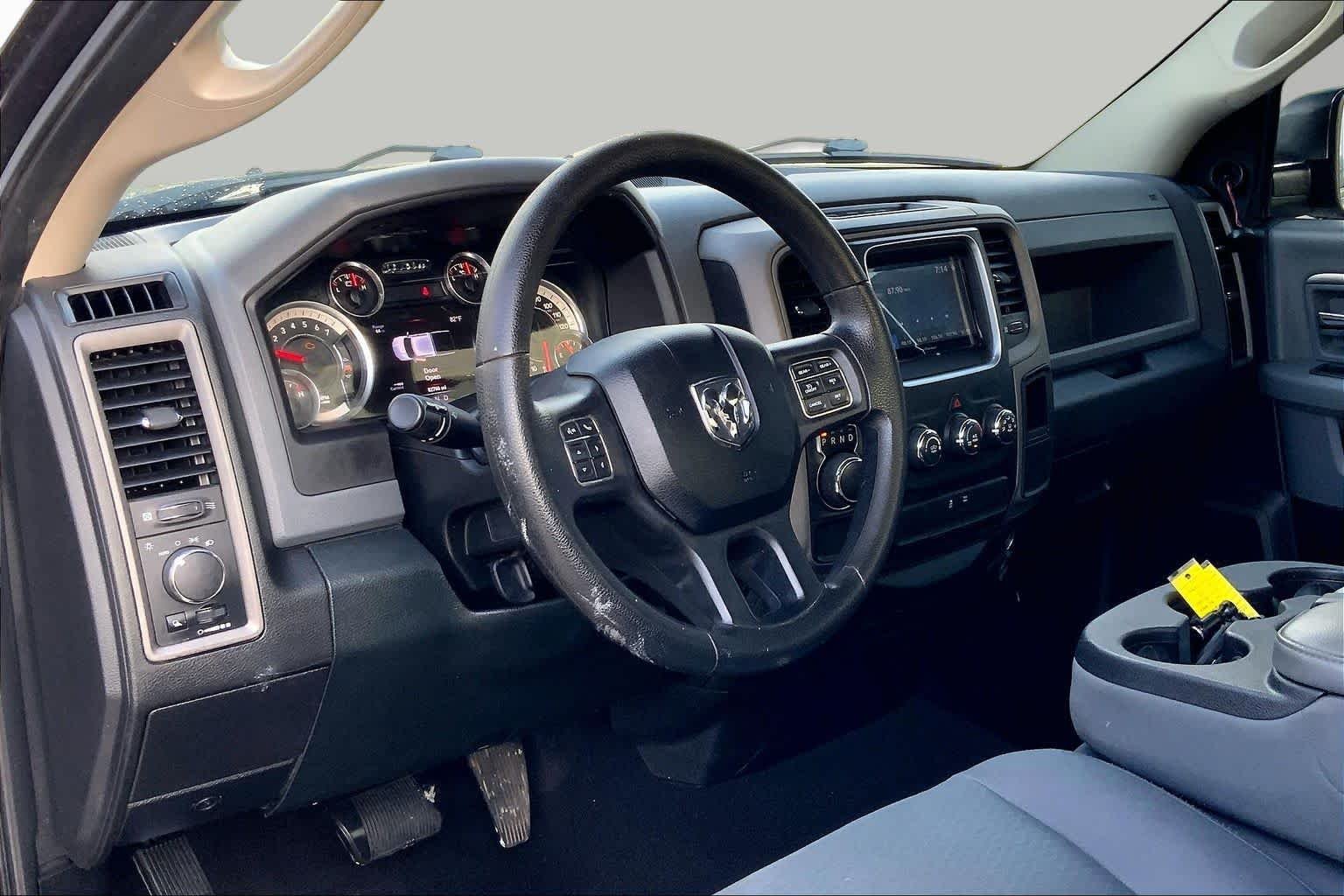 Used 2017 Granite Crystal Metallic Clearcoat Ram Tradesman image 16