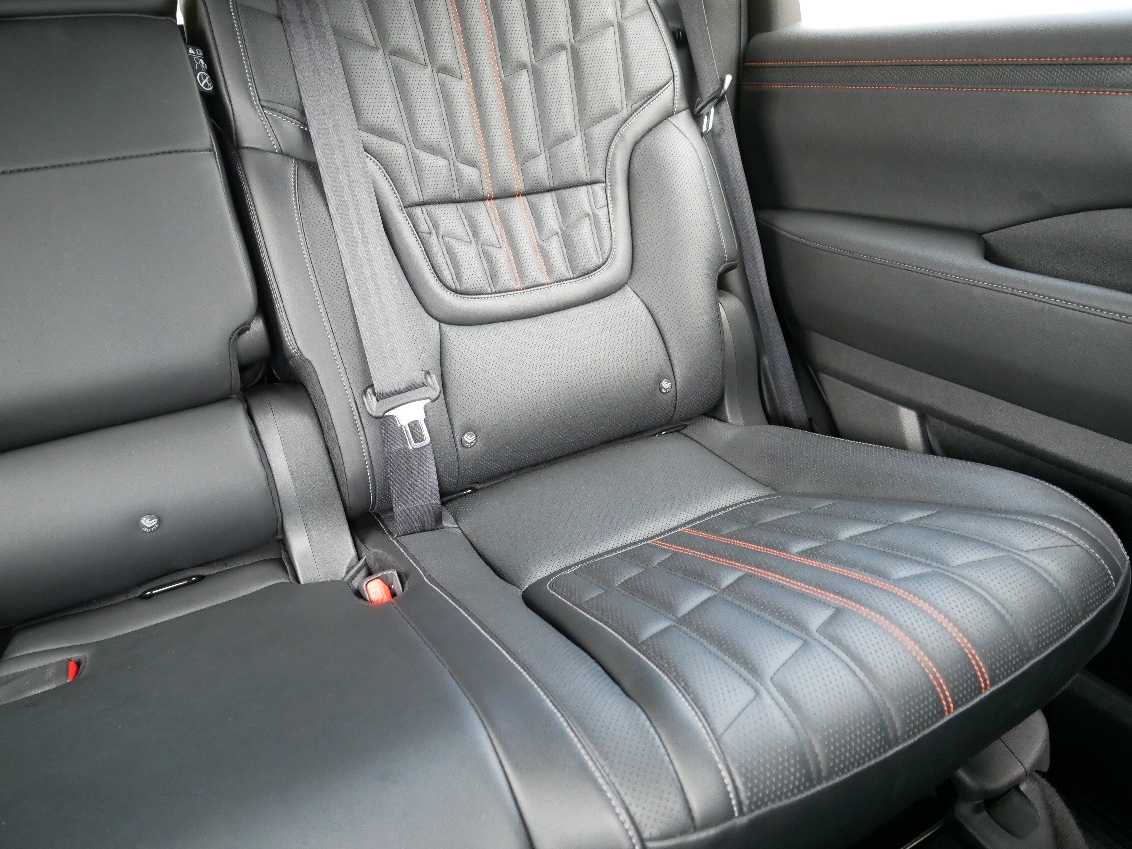 Used 2025 Gun Metallic/Super Black Nissan PRO-4X image 14