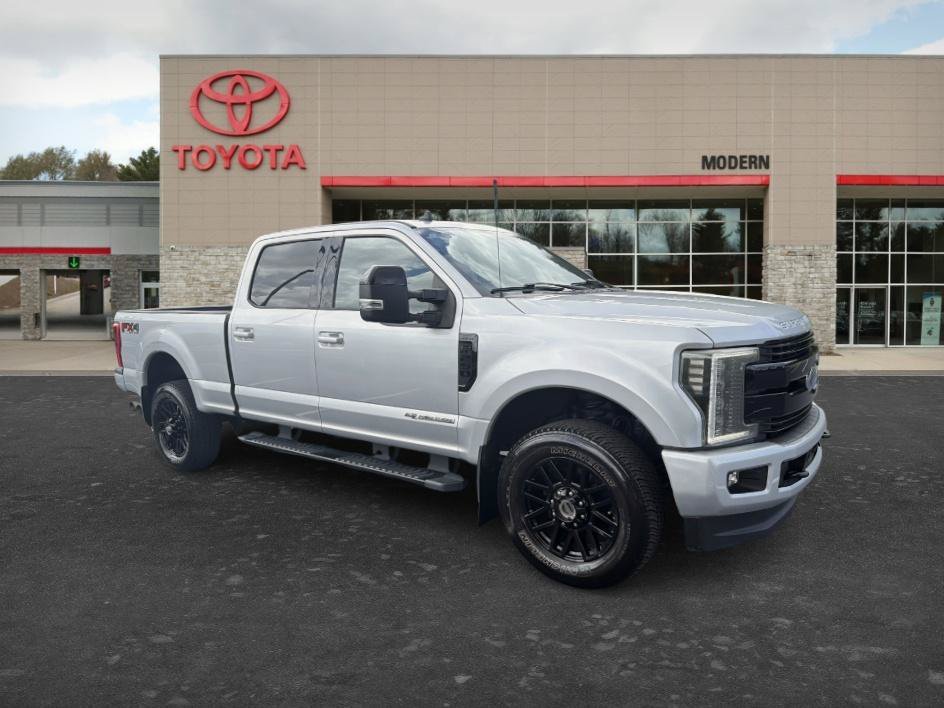 Used 2019 Ingot Silver Ford LARIAT image 3