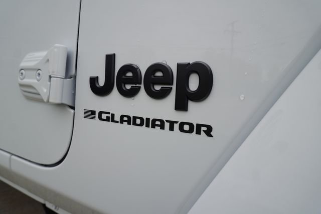 New 2026 Bright White Clearcoat Jeep Sport S image 2
