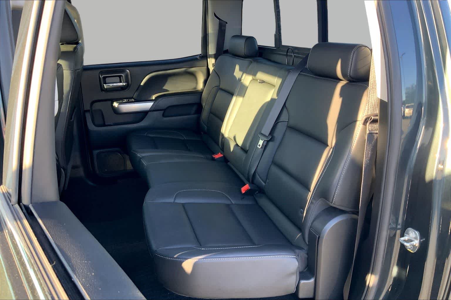 Used 2019 Graphite Metallic Chevrolet LTZ image 19