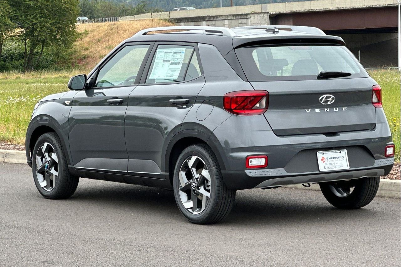 New 2026 Gray Hyundai SEL w/Two-Tone Roof image 5