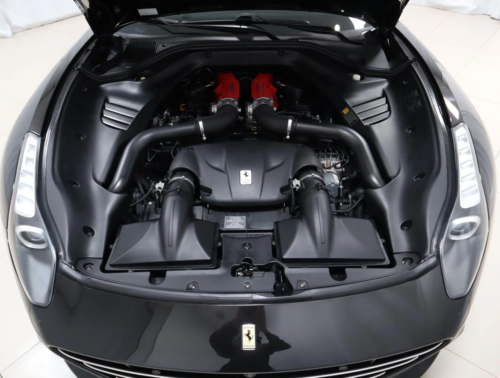 Used 2016 Nero Daytona Metallic Ferrari T 2dr Conv image 19