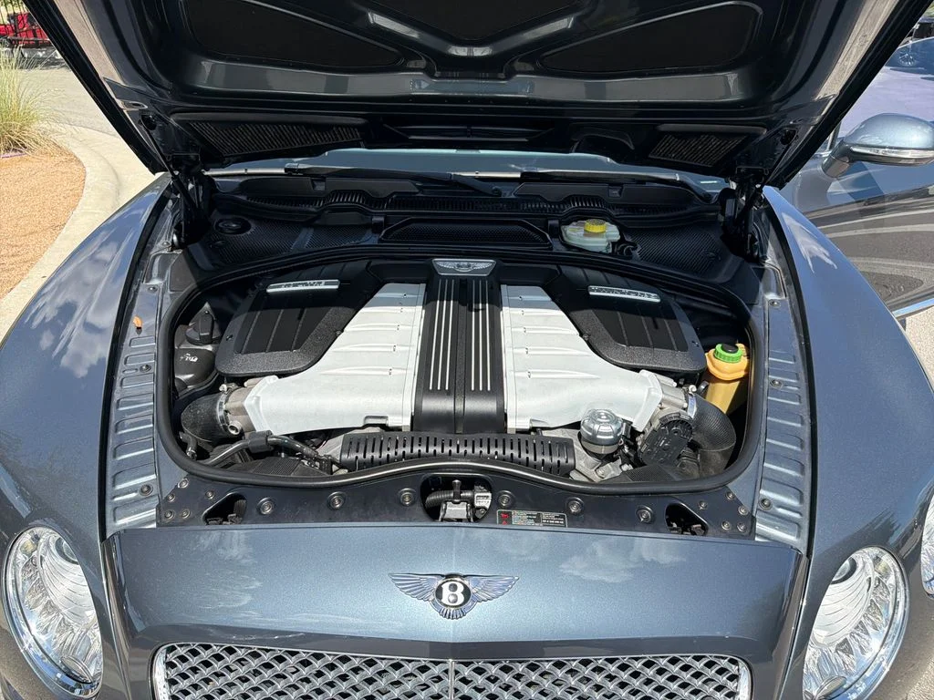 Used 2012  Bentley Base image 16