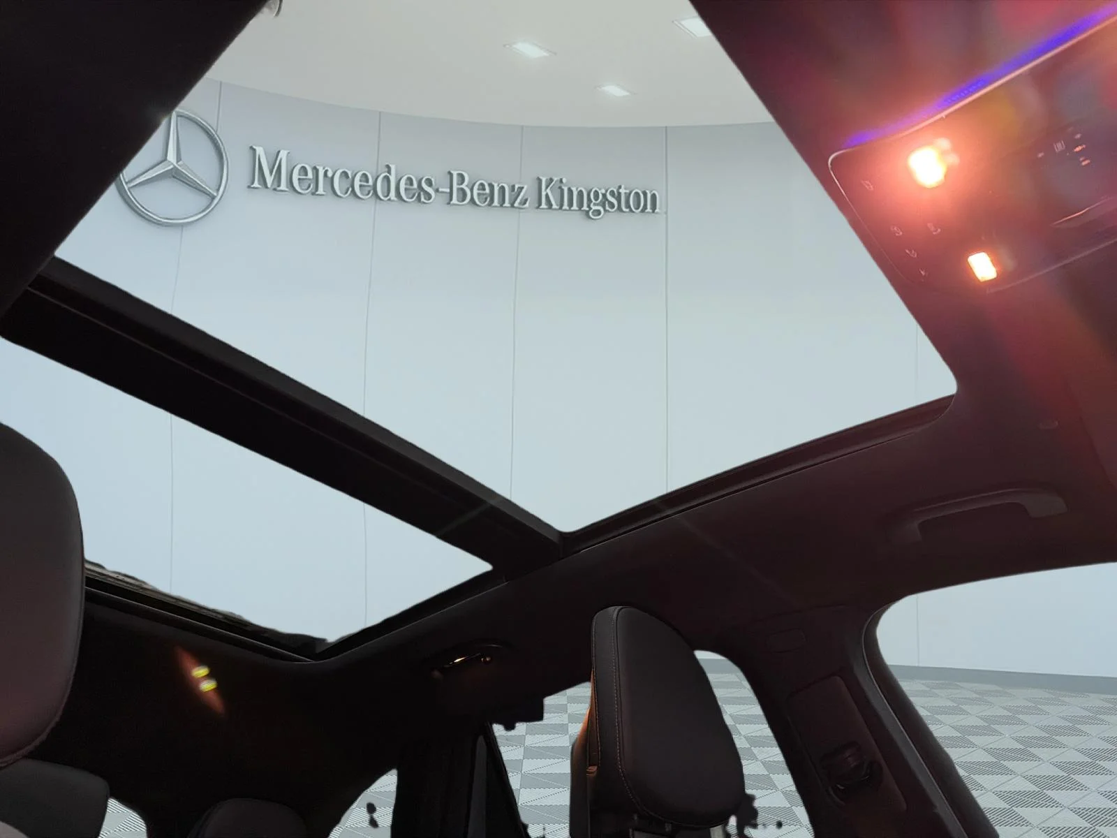 New 2026 Silver Mercedes-Benz GLC 300 4MATIC SUV image 34