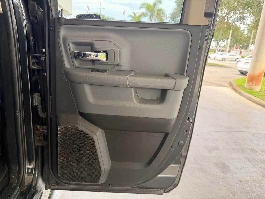 Used 2016 Black Ram SLT image 18