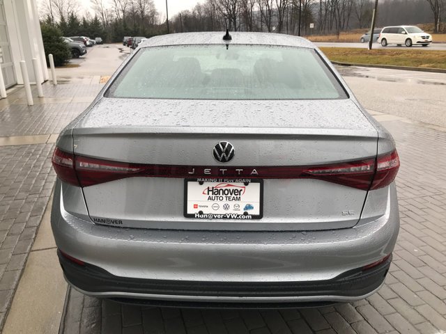 New 2026 Pyrite Silver Metallic Volkswagen SE image 7