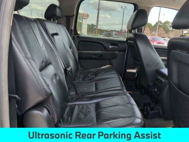 2010 Chevrolet Suburban LT - Photo 27