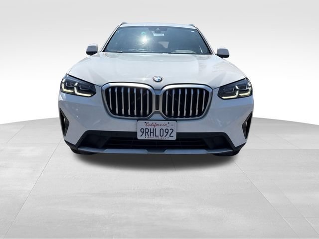 Used 2022 White BMW sDrive30i image 7