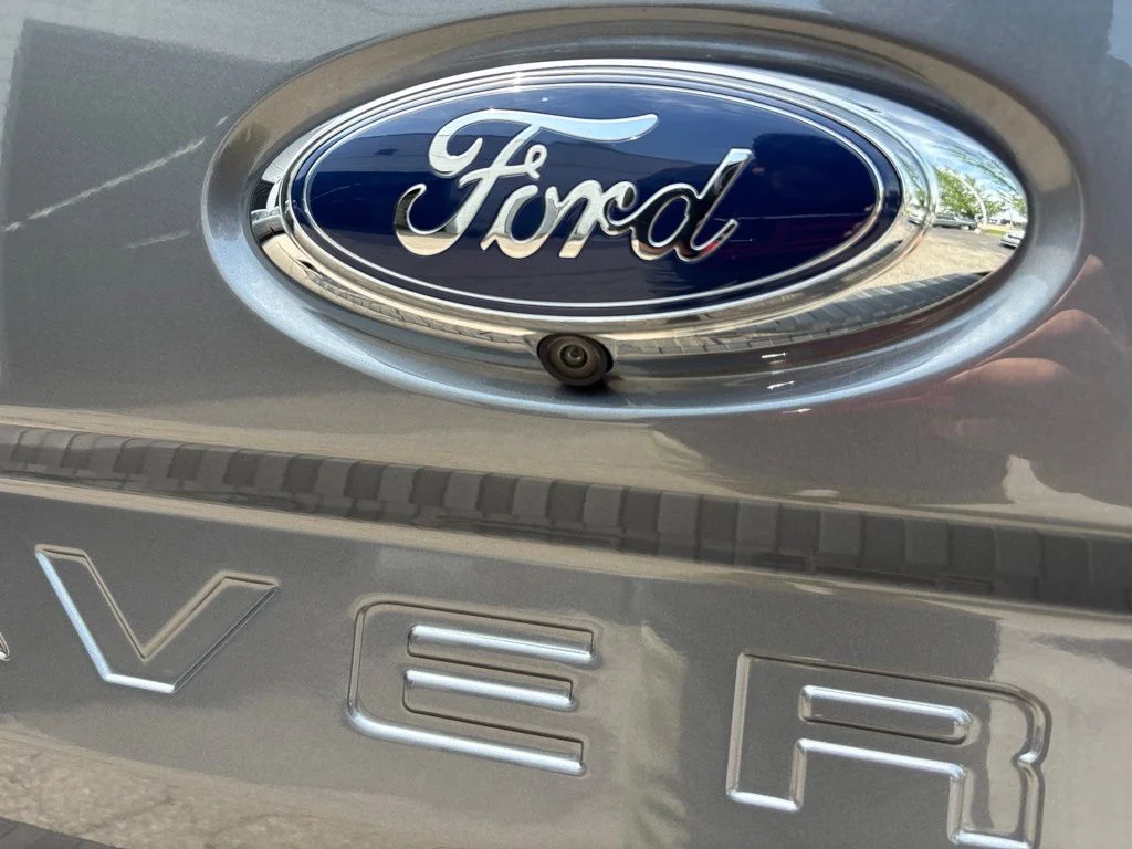 Used 2024 Gray Ford XLT image 13