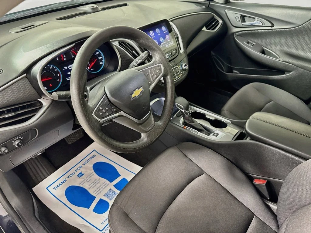 Used 2023 Dark Ash Metallic Chevrolet LT image 9