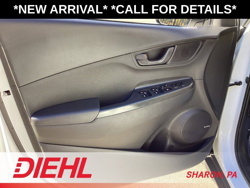 Used 2020 White Hyundai SEL Plus image 22