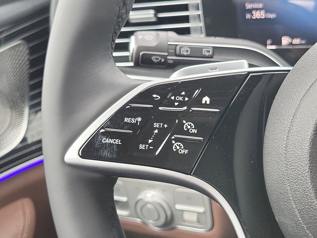 New 2026 Obsidian Black Metallic Mercedes-Benz GLE 350 image 25
