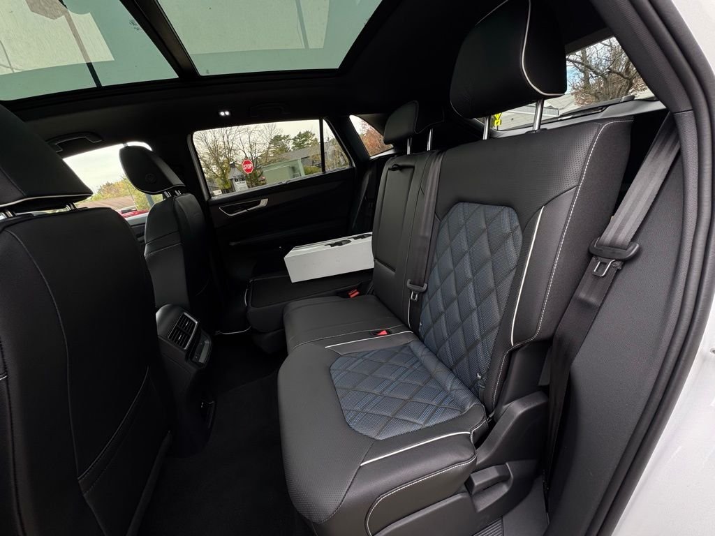 2026 Volkswagen Atlas Cross Sport SEL Premium R-LINE - Photo 28