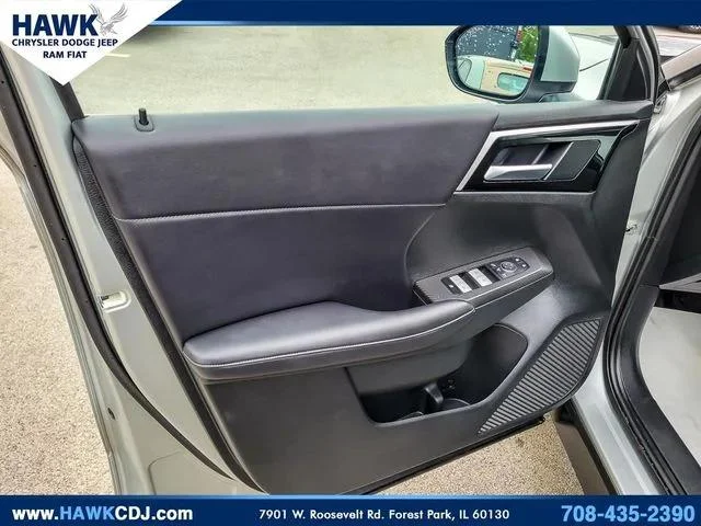 Used 2024 Black Mitsubishi SE image 25