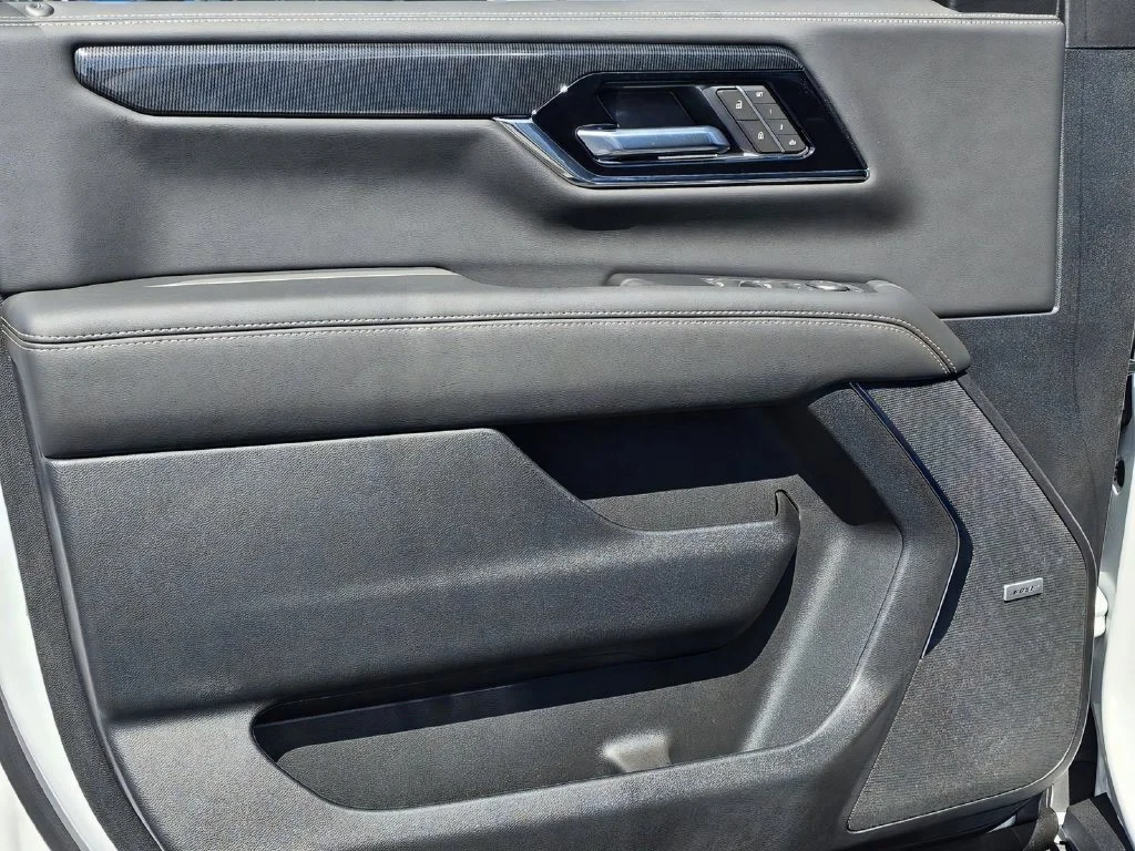New 2026 Summit White GMC Elevation image 48