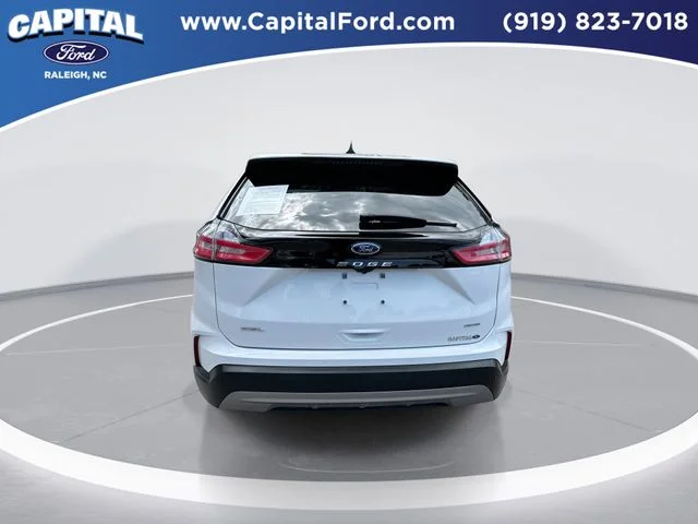 Used 2023 White Ford SEL image 7