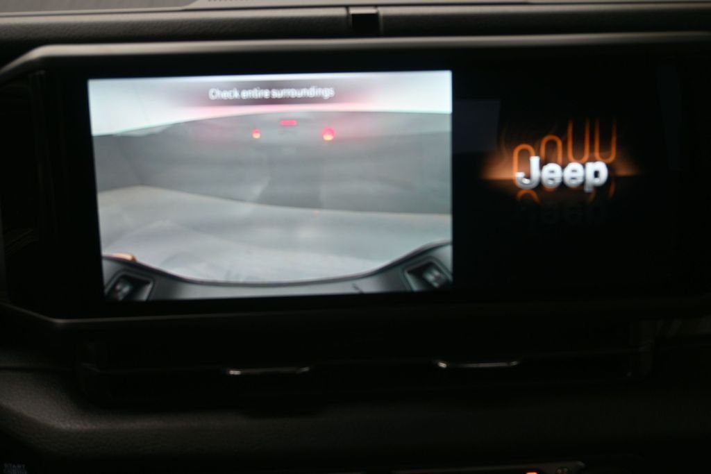New 2026 Bright White Clearcoat Jeep 85th Anniversary Edition image 32