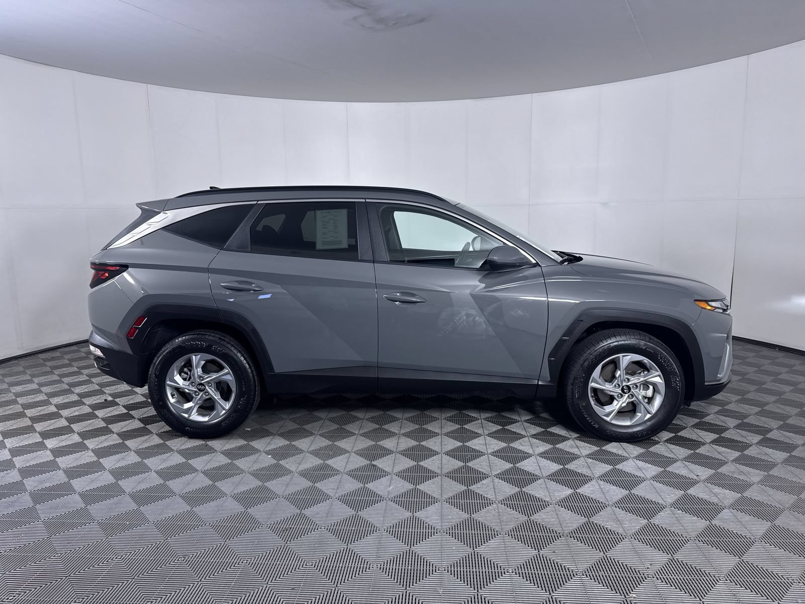 Certified Used 2024 Hampton Gray Hyundai SEL image 10