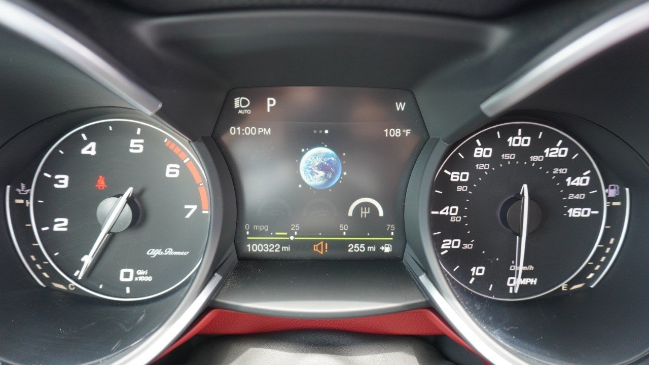 Used 2018 Black Alfa Romeo  image 15