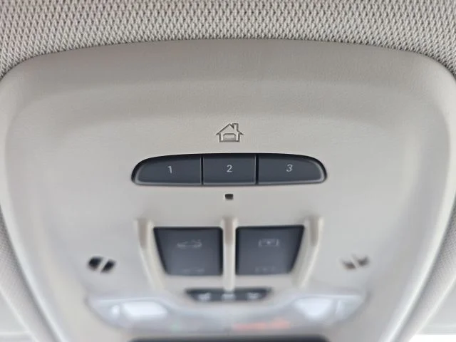 Used 2023 Black Buick Essence image 37