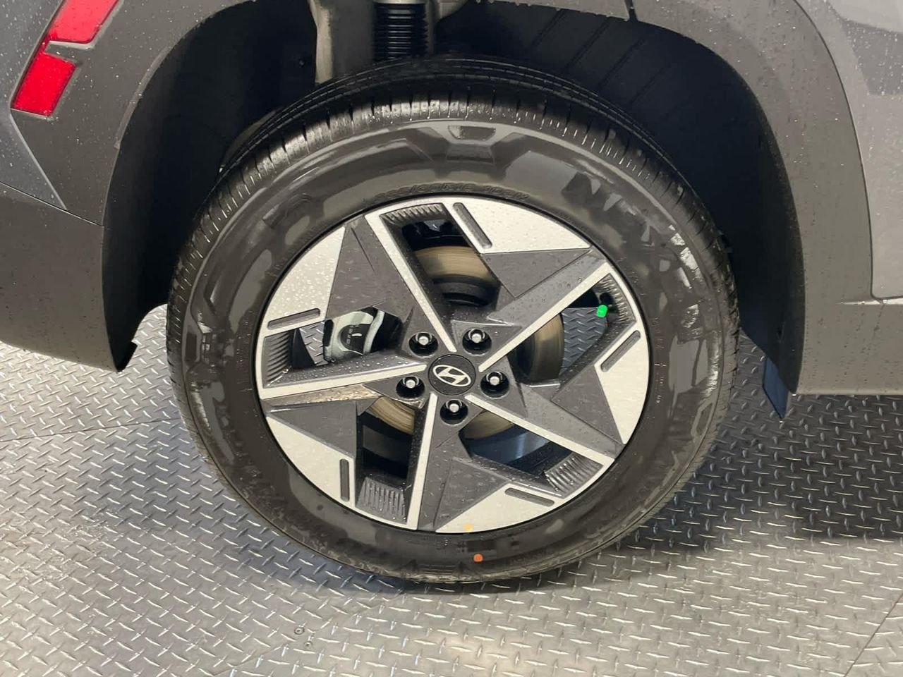 New 2026 Ecotronic Gray Hyundai SEL AWD image 17
