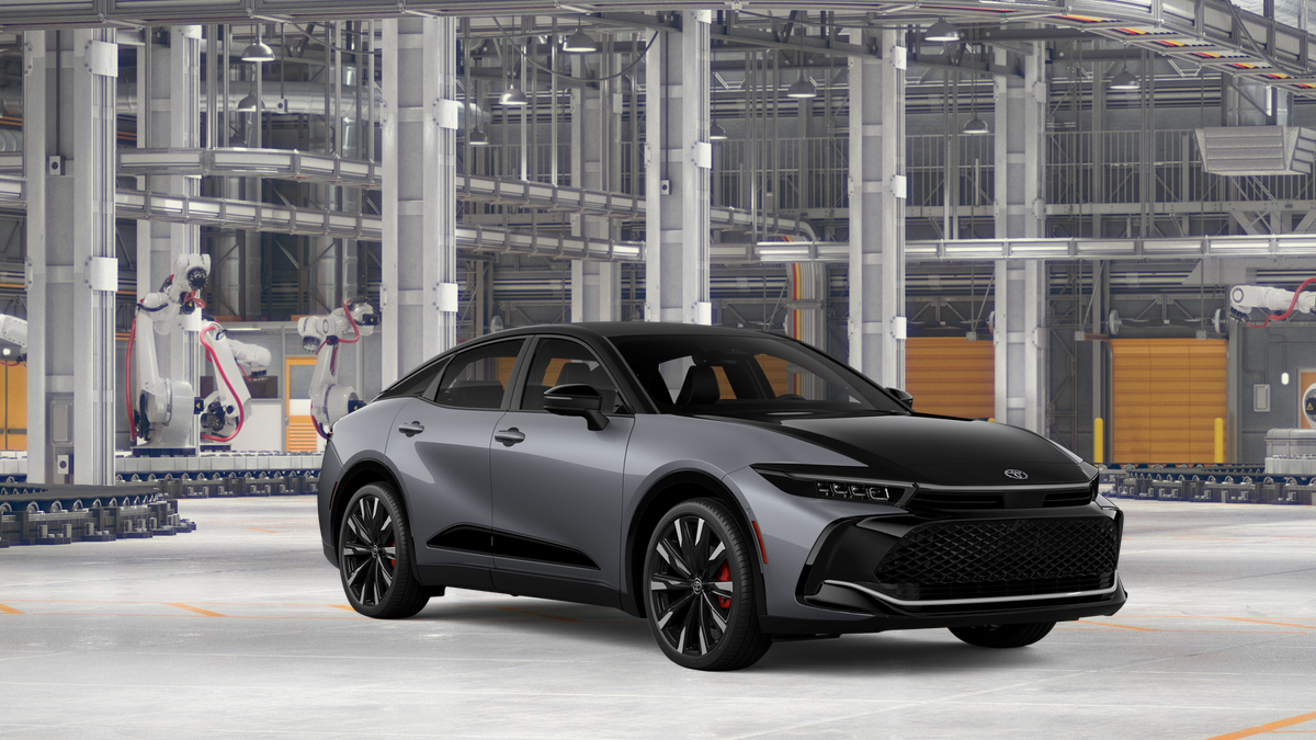 New 2027 Heavy Metal with Black bi-tone Toyota Platinum image 15