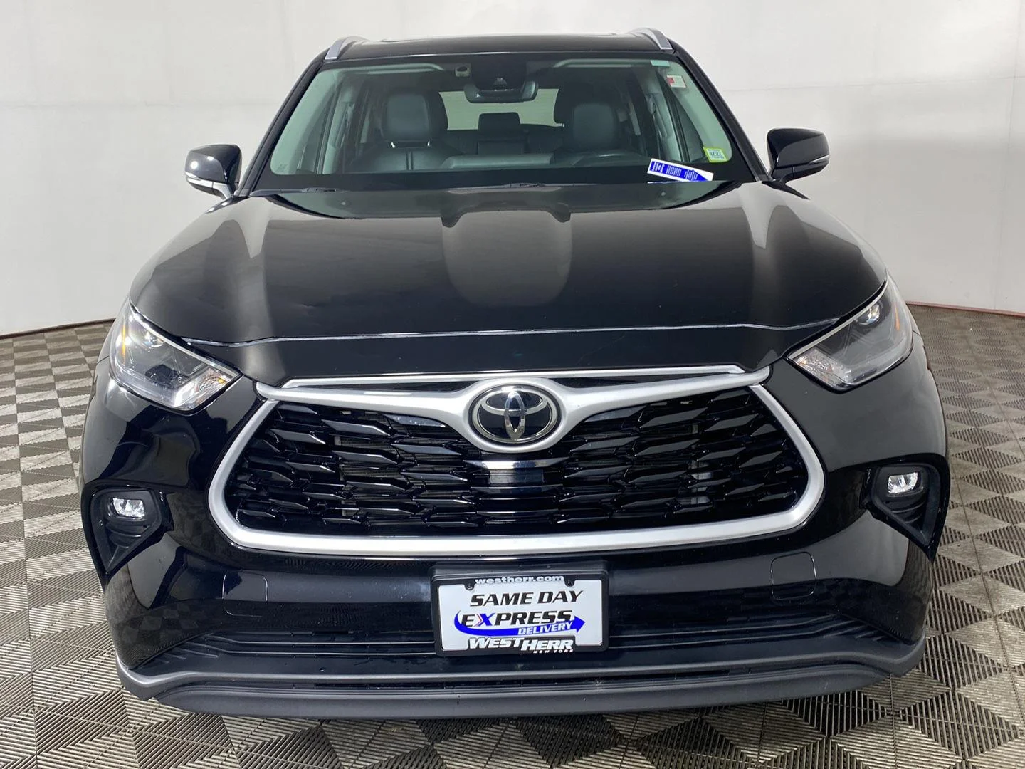 Used 2024 Midnight Black Metallic Toyota XLE image 11