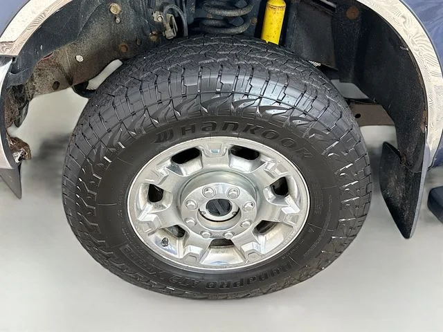 Used 2016 Blue Ford XLT image 28