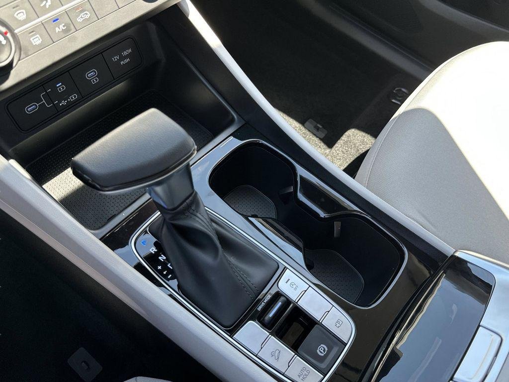 New 2026 Ecotronic Gray Hyundai SE FWD image 20