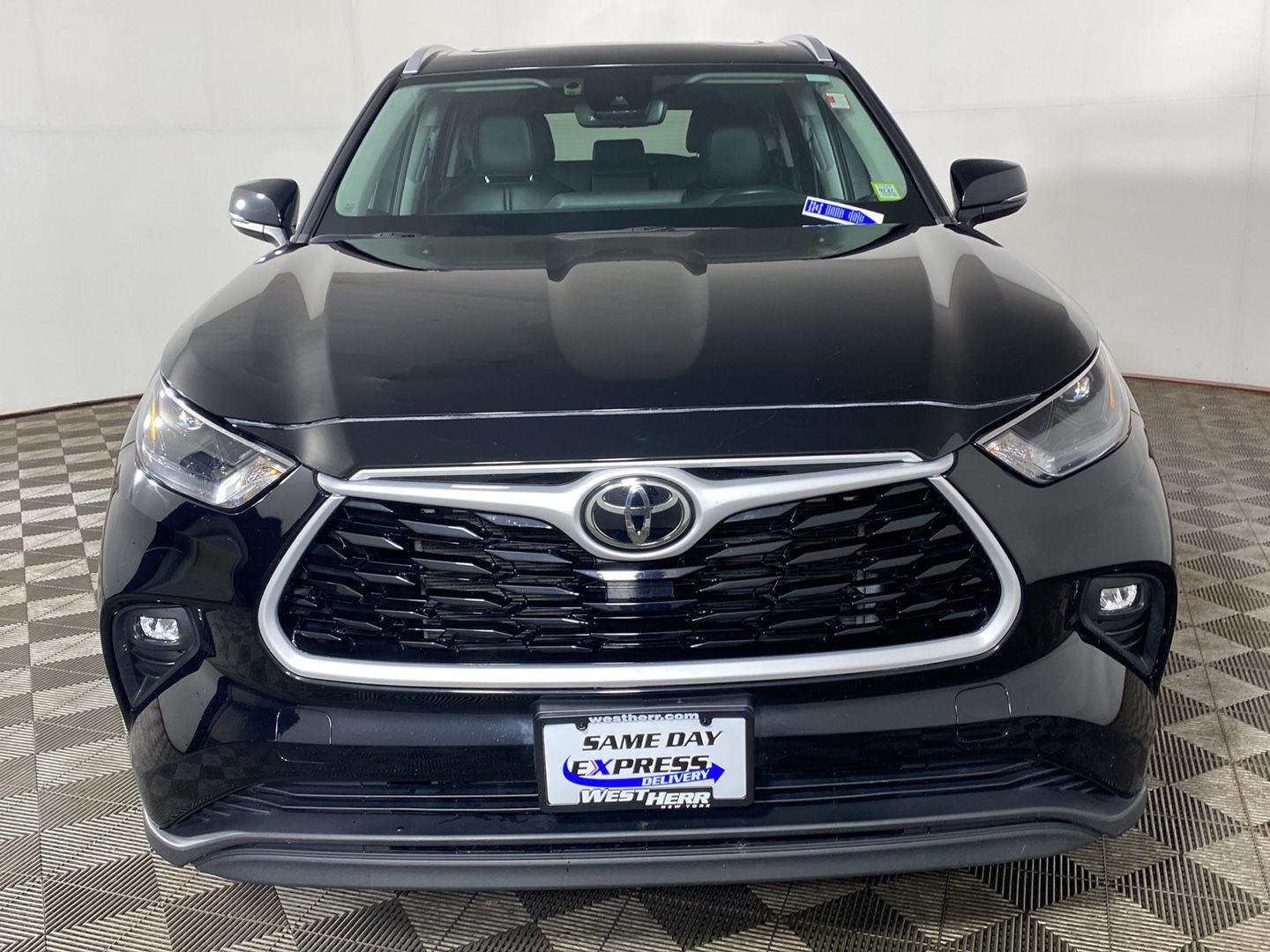 Used 2024 Midnight Black Metallic Toyota XLE image 11