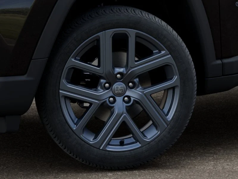 New 2026 Diamond Black Crystal Pearl-Coat Exterior Paint Jeep Altitude Special Edition image 34