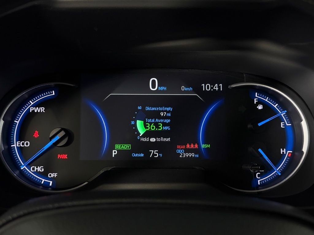 Certified Used 2025 Silver Toyota XLE image 15