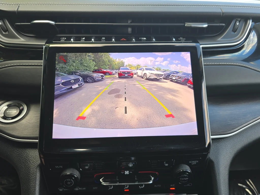 Used 2022 White Jeep Limited image 14