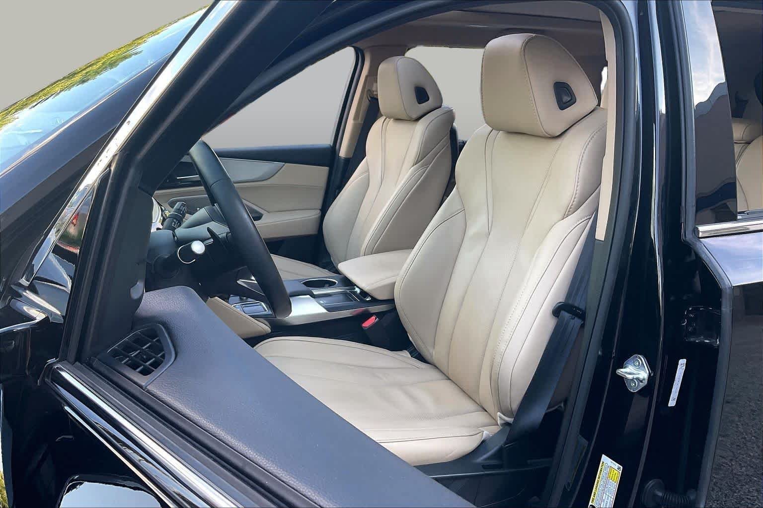 Certified Used 2024 Majestic Black Pearl Acura w/Technology Package image 8