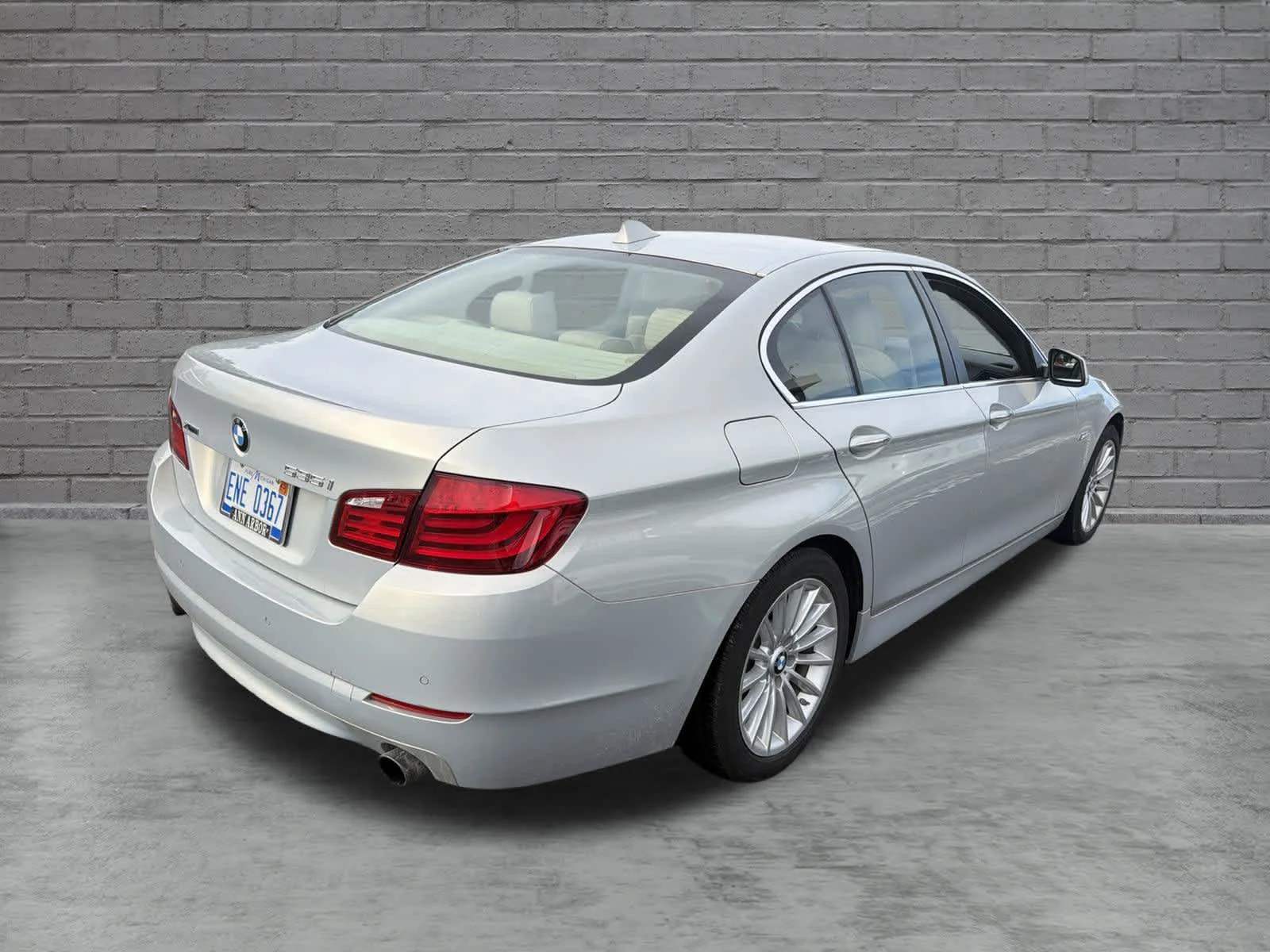 Used 2013 Silver BMW 535i xDrive image 8
