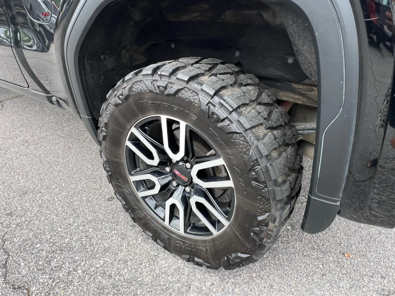 Used 2021 EBONY TWILIGHT METALLIC GMC AT4 image 5