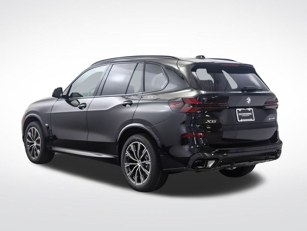 New 2026 Black Sapphire Metallic BMW xDrive40i image 3