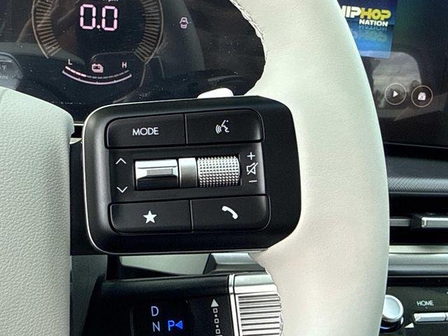 New 2027 White Hyundai SEL image 26