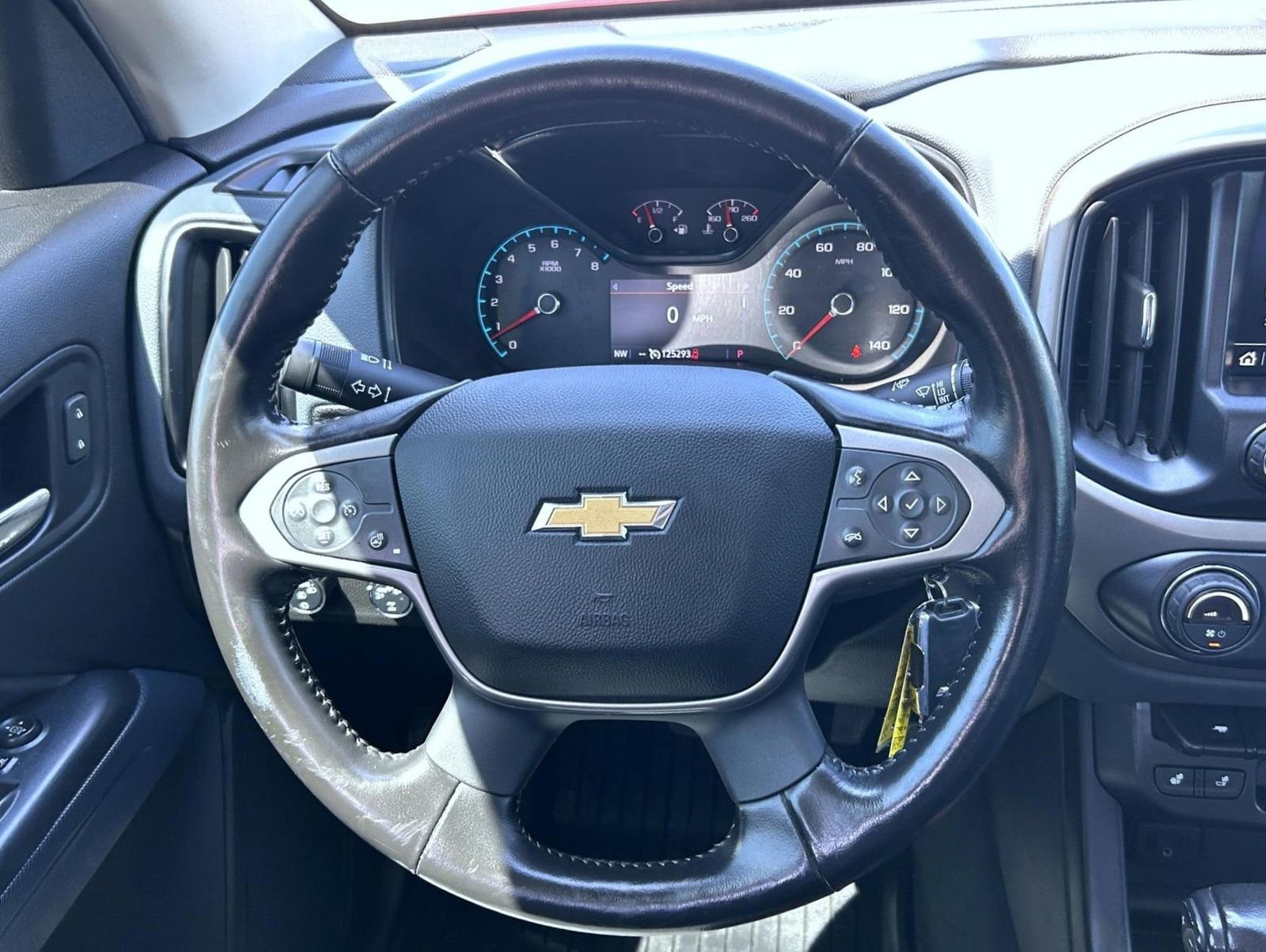 2021 Chevrolet Colorado Z71 - Photo 11