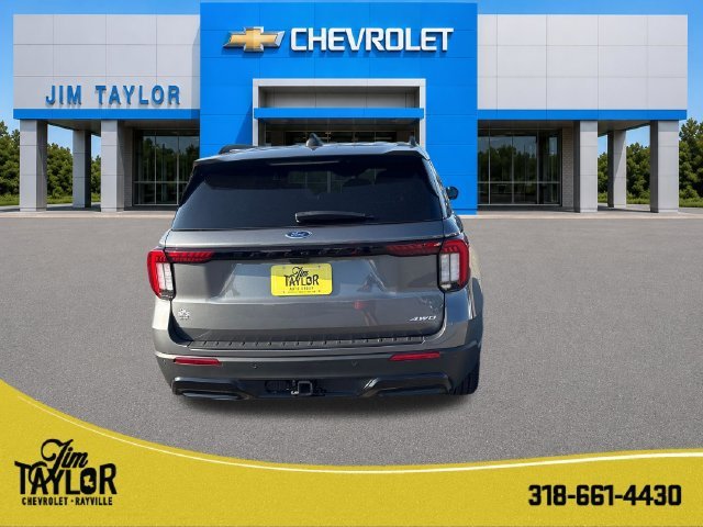 Used 2025 Gray Ford ST-Line image 4