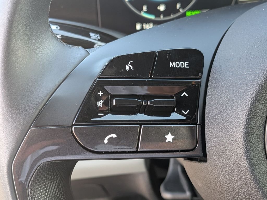 Certified Used 2025 White Hyundai Limited image 19