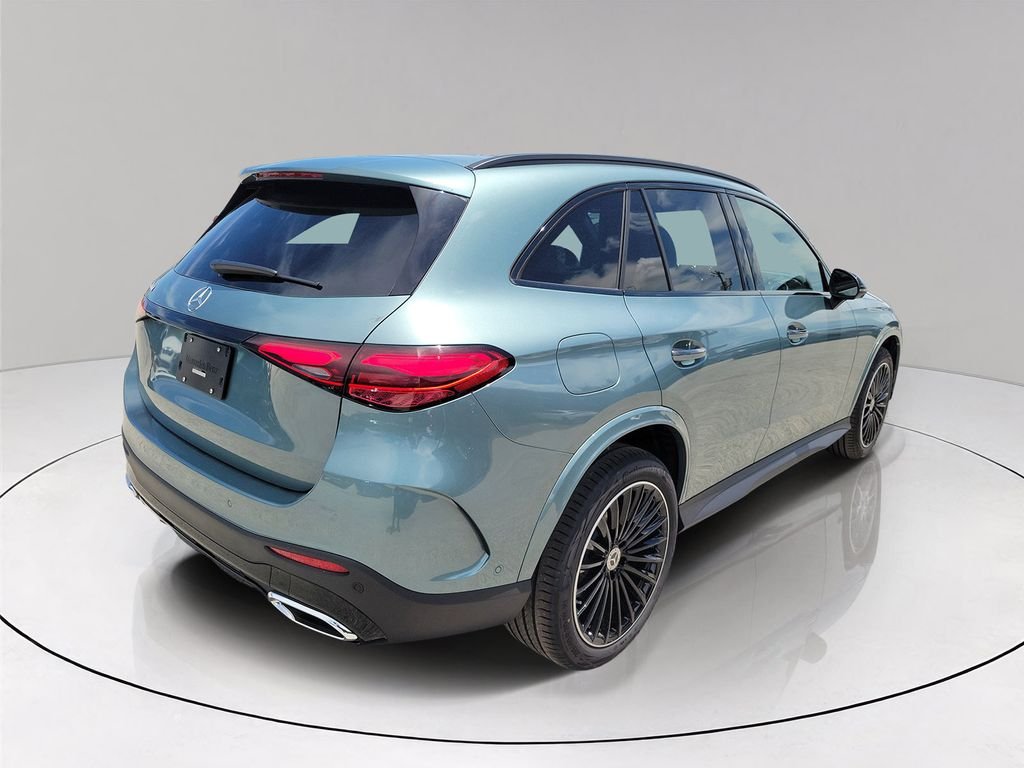 New 2027 Verde Silver Metallic Mercedes-Benz GLC 300 image 6
