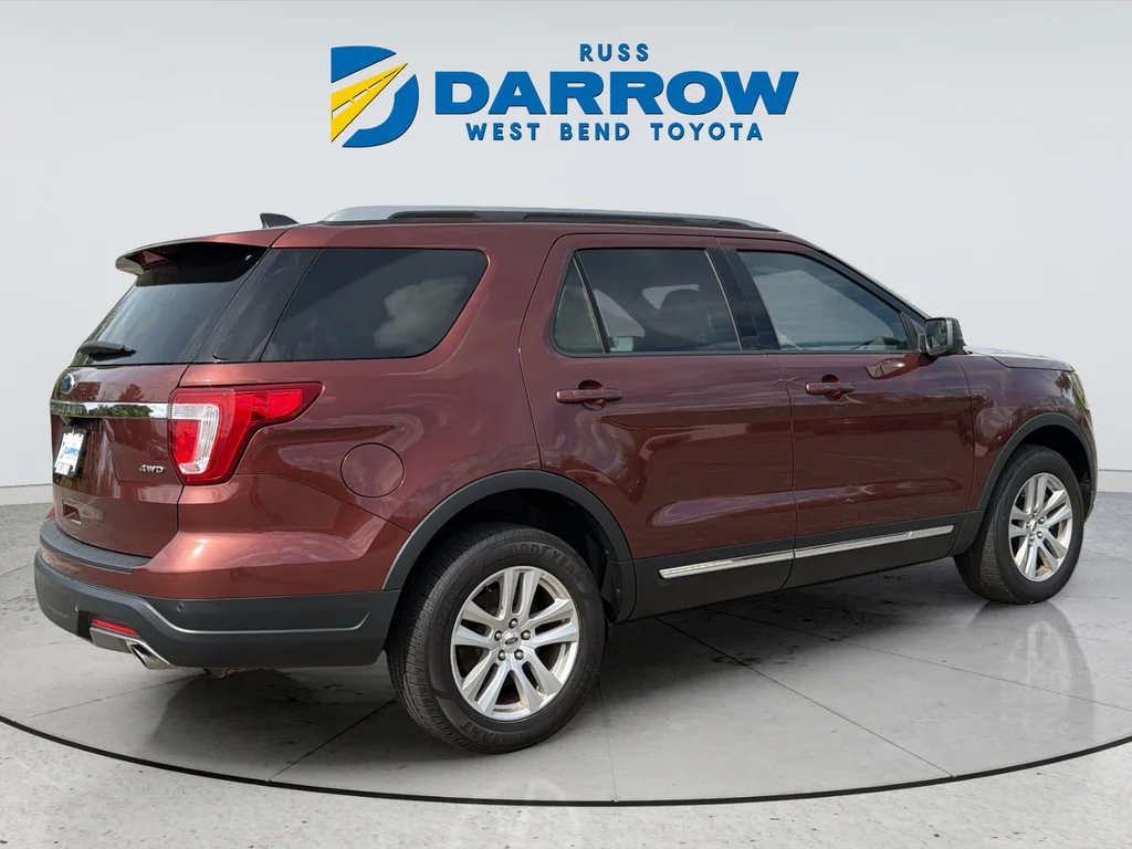Used 2018 Red Ford XLT image 5