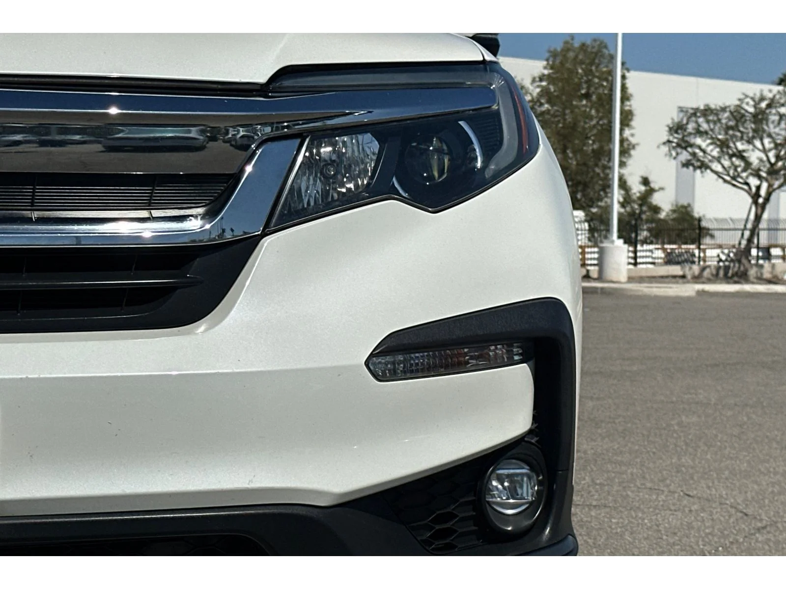 Used 2019 White Diamond Pearl Honda EX-L w/Navi & RES image 50