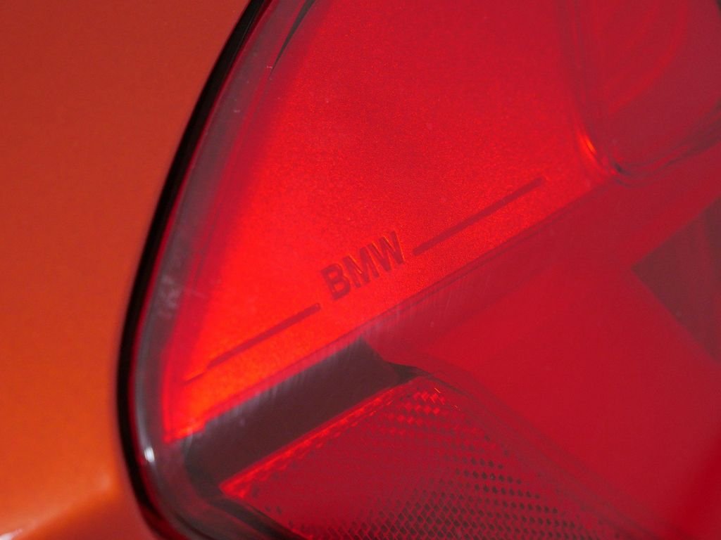 Used 2018 Sakhir Orange II Metallic BMW Base image 19