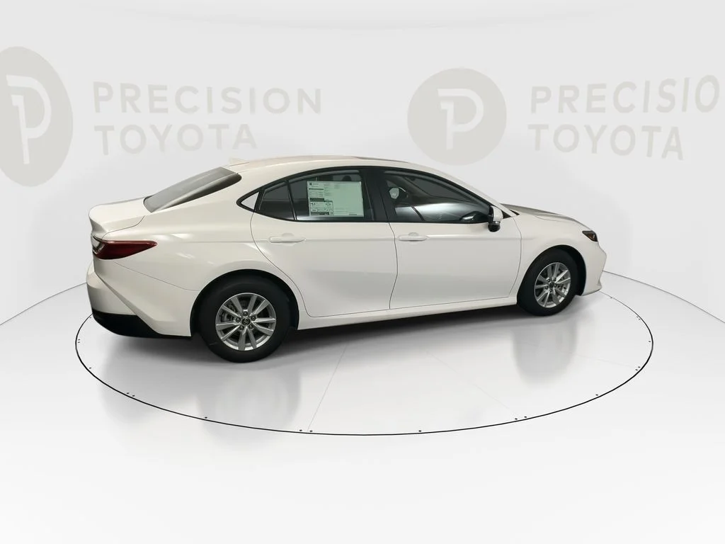 New 2026 Ice Cap Toyota LE image 21