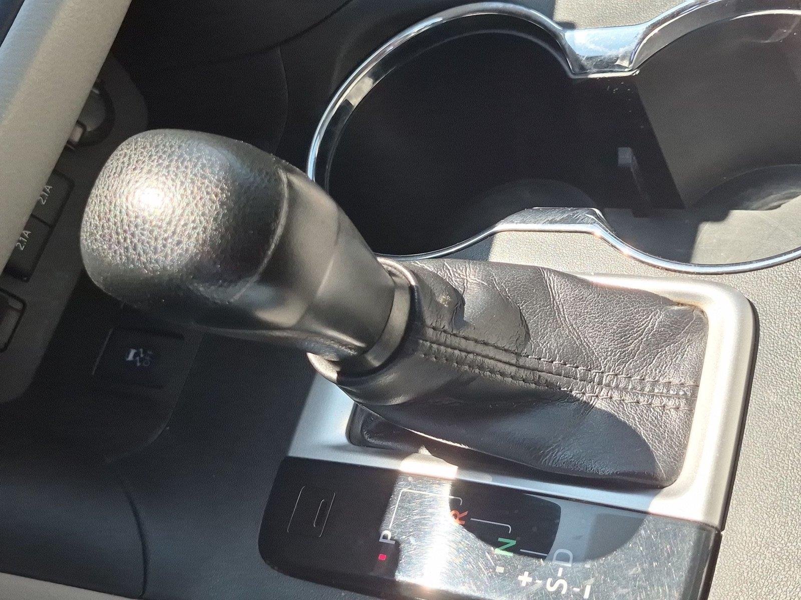 Used 2017 Midnight Black Metallic Toyota LE image 28